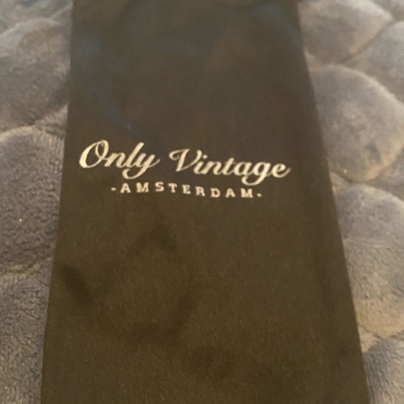 Only Vintage sunglasses 2 pair different styles - Picture 11 of 14